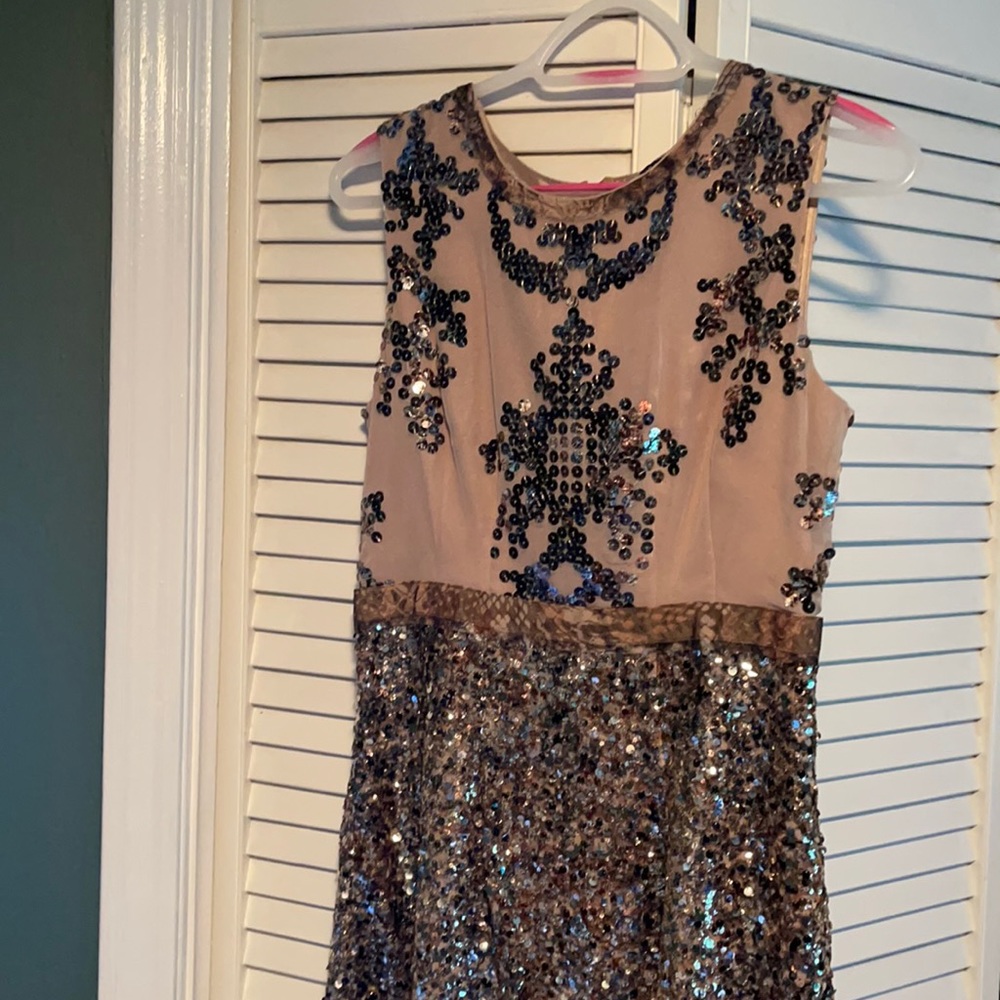 Elie Tahari Black and Beige Sequin Dress